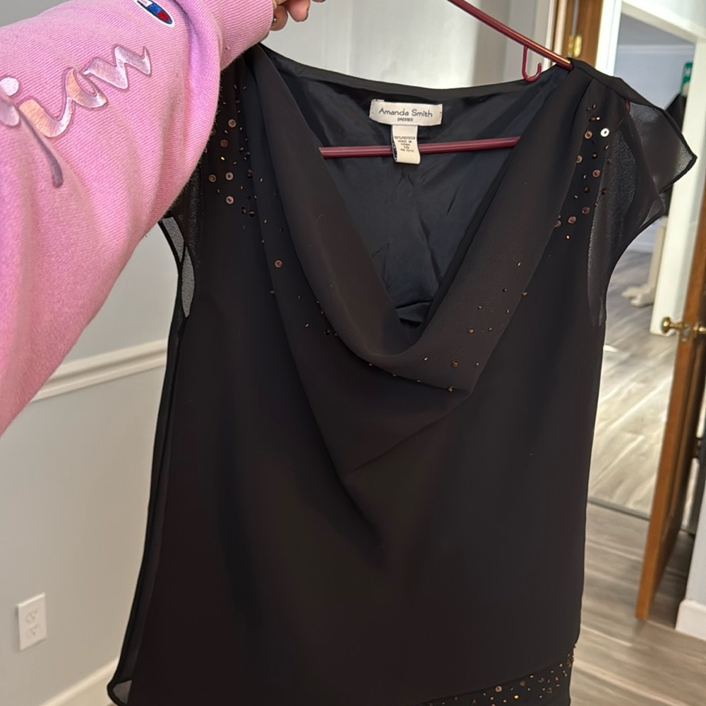 Amanda Smith top